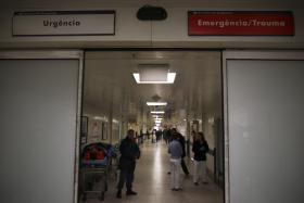 ORDEM DOS ENFERMEIROS DIZ QUE DOENTES FICAM “DIAS E SEMANAS” NA URGÊNCIA DO HOSPITAL DO BARREIRO