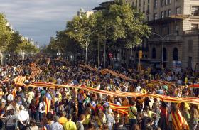 AUTARQUIAS CATALÃS APROVAM REALIZAÇÃO DA CONSULTA SOBERANISTA DE 9 DE NOVEMBRO
