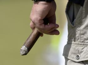 GOVERNO DE MACAU INTRANSIGENTE PERANTE VIOLAÇÕES À LEI DO TABACO