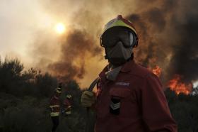 VINTE E SEIS CONCELHOS DO NORTE E CENTRO EM RISCO MÁXIMO DE INCÊNDIO