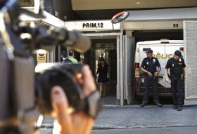 JUIZ ESPANHOL PRORROGA DETENÇÃO DOS PAIS QUE RETIRARAM FILHO DOENTE DE HOSPITAL BRITÂNICO