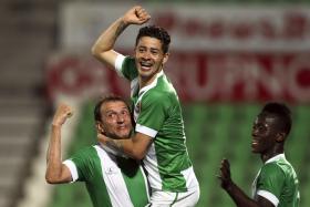 RIO AVE VENCE BOAVISTA E SOBE À LIDERANÇA DA I LIGA