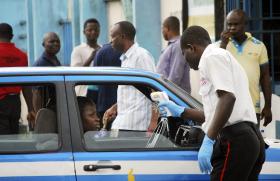 ÉBOLA: UNIÃO AFRICANA VAI REUNIR DE URGÊNCIA NA SEGUNDA-FEIRA
