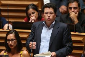 PCP PROPÕE SALÁRIO MÍNIMO DE 515 EUROS JÁ E 600 EM 2016