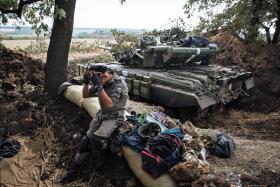 UCRÂNIA ALERTA PARA ATAQUE DE MILÍCIAS PRÓ-RUSSAS CONTRA POSIÇÕES GOVERNAMENTAIS