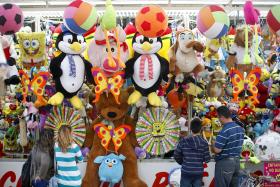 FEIRA DA LUZ, EM LISBOA, RENOVOU-SE E CONQUISTA MAIS PÚBLICO EM TEMPO DE CRISE