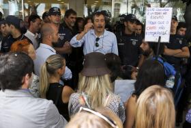 SINDICATOS DE PROFESSORES VIRAM-SE PARA AR POR FALTA DE RESPOSTAS DO MINISTRO