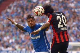 SCHALKE 04 EMPATA EM CASA E ESTÁ EM ZONA DE DESPROMOÇÃO NA ALEMANHA