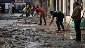 CÂMARA DA LOURINHÃ ESTIMA CONCLUIR LIMPEZAS ATÉ QUARTA-FEIRA