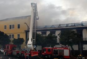 CIRCUNSCRITO INCÊNDIO EM EDIFÍCIO NO CENTRO HISTÓRICO DE PONTA DELGADA