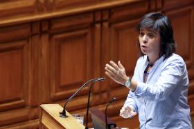 BE DIZ QUE “NÃO HÁ ALMOÇOS GRÁTIS”, PASSOS DIZ QUE NÃO ABRIU PORTAS “A NINGUÉM”