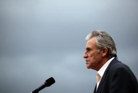 SITUAÇÃO EM PORTUGAL ESTÁ “COMO O TEMPO”, OU SEJA, “AMEAÇADORA” – LÍDER DO PCP