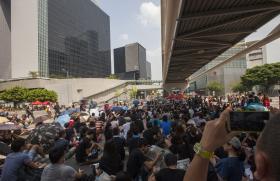 SISTEMA DE COMUNICAÇÕES DOS MANIFESTANTES DE HONG KONG ESTÁ SOBRECARREGADO