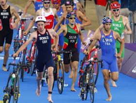 CAMPEÕES NACIONAIS DE TRIATLO DEFINEM-SE SÁBADO EM LISBOA