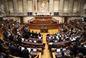 PCP, BE E PEV EXIGEM SUSPENSÃO DE EXPOSIÇÃO DE BUSTOS DE PRESIDENTES DA REPÚBLICA