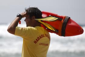 NADADORES SALVADORES ALERTAM PARA A ATUAL FALTA DE VIGILÂNCIA NAS PRAIAS