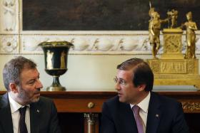PASSOS COELHO AFASTA DEMISSÃO IMEDIATA DE NUNO CRATO