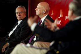 RICCIARDI DISPONÍVEL PARA IR À COMISSÃO PARLAMENTAR DO BES