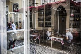 RESTRIÇÃO DE HORÁRIOS PARA BARES EM BAIRROS DE LISBOA ENTROU HOJE EM CONSULTA PÚBLICA
