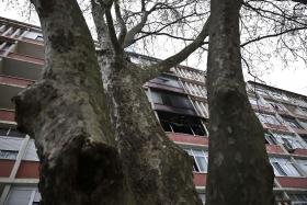 INCÊNDIO EM PRÉDIO DEVOLUTO NA BAIXA LISBOETA JÁ FOI CONTROLADO PELOS BOMBEIROS