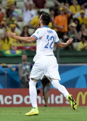 FUTEBOLISTA SAMARIS CONVOCADO PARA OS DOIS PRÓXIMOS ENCONTROS DA GRÉCIA