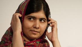 NOBEL DA PAZ 2014 DISTINGUE ATIVISTA MALALA E INDIANO KAILASH SATYARTHI