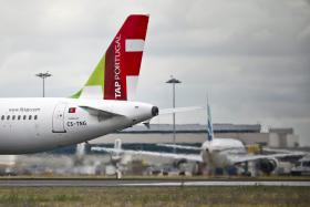 VOO DA TAP PORTO-BRUXELAS CANCELADO DEVIDO A AVARIA AFETANDO 85 PASSAGEIROS