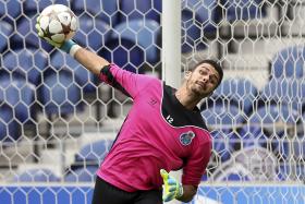 FABIANO E RÚBEN NEVES RENOVAM PELO FC PORTO COM CLÁUSULAS DE 30 E 40 ME