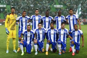 PLANTEL DO FC PORTO TREINA À PORTA FECHADA ANTES DE GOZAR DUPLA FOLGA