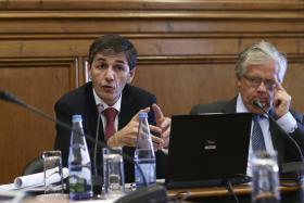 GOVERNO JUSTIFICA AUMENTO DA DESPESA COM PAGAMENTO DE SALÁRIOS