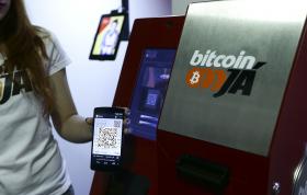 EMPRESA QUE LANÇOU ATM DE ‘BITCOINS’ RECONHECE PERIGOS E DÁ RAZÃO AO BDP
