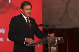 PASSOS COELHO QUER ESTABILIDADE POLÍTICA PARA OLHAR FUTURO COM AMBIÇÃO