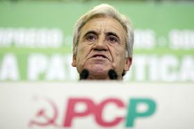 PCP HOJE EM JORNADAS PELA RENEGOCIAÇÃO DA DÍVIDA, SAÍDA DO EURO E CONTROLO DA BANCA