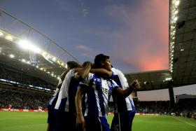 FC PORTO ISOLOU-SE NO SEGUNDO LUGAR DA I LIGA, AO BATER SPORTING DE BRAGA (2-1)