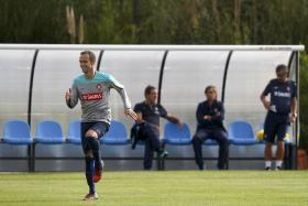TREINO DE PORTUGAL COM JOSÉ FONTE CONDICIONADO E ILÍDIO VALE NO COMANDO