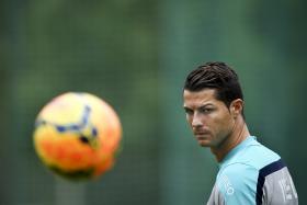 CRISTIANO RONALDO É O SÉTIMO DESPORTISTA MAIS VALIOSO DO MUNDO