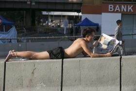 HONG KONG: MANIFESTANTES PREPARAM HOJE PROTESTO REFORÇADO