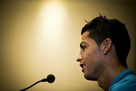 RONALDO ELOGIA FERNANDO SANTOS E QUER VENCER GRUPO DE APURAMENTO PARA O EURO2016