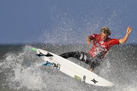 NIC VON RUPP ELIMINADO POR JOHN JOHN FLORENCE DO MOCHE RIP CURL PRO PORTUGAL