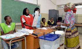 MOÇAMBIQUE/ELEIÇÕES: SETE DOS 17 MEMBROS DA CNE VOTARAM CONTRA RESULTADOS