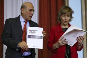 MINISTRA DIZ QUE DIZ TAXAS DE IVA MANTÊM-SE ATÉ FINAL DA LEGISLATURA