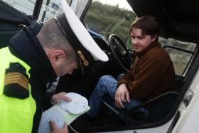 MAIS DE TRÊS MIL MILITARES DA GNR COMEÇAM HOJE OPERAÇÃO DE FISCALIZAÇÃO DE PESADOS