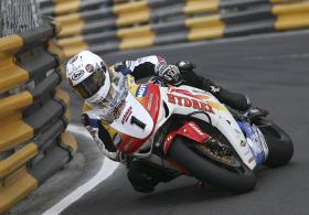 GP MACAU: STUART EASTON NA POLE POSITION DAS MOTAS, COM MICHAEL RUTTER A MEIO SEGUNDO