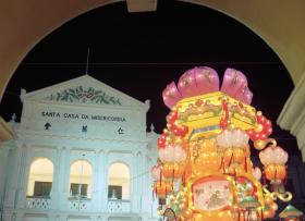 CHEFE DO EXECUTIVO DE MACAU CONDECORA 43 PERSONALIDADES E SEIS INSTITUIÇÕES