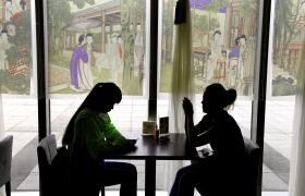 JAPÃO PRECISA DE MAIS MULHERES E SENIORES A TRABALHAREM PARA CONTINUAR A CRESCER