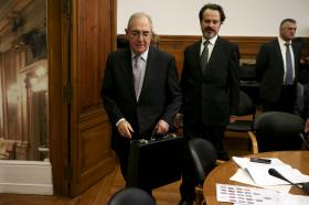 CRISE PODE JUSTIFICAR “CERTAS RESTRIÇÕES” AOS DIREITOS FUNDAMENTAIS – MACHETE