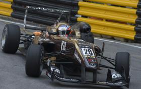 FELIX ROSENQVIST FAZ DOBRADINHA NA NO GP DE MACAU EM FÓRMULA3