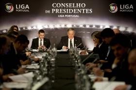 BENFICA E FC PORTO DISPONÍVEIS PARA SUSTENTAR CAMPEONATOS EM CASO DE EMERGÊNCIA