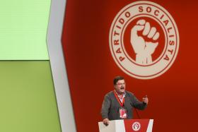 PS/CONGRESSO: CARLOS SILVA PEDE QUE PARTIDO OLHE PARA O OPERARIADO