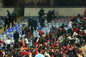 BENFICA CRITICA CARGA POLICIAL NO JOGO COM A ACADÉMICA